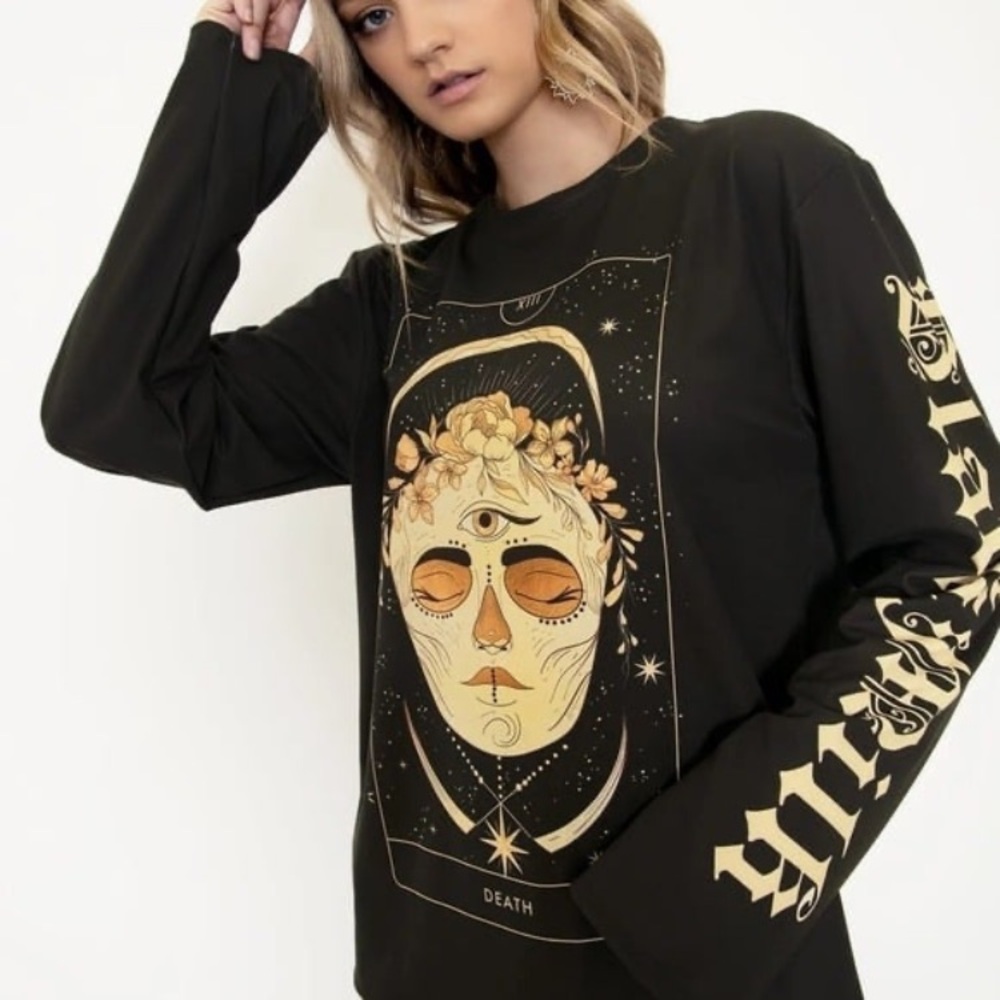 ISO Blackmilk long sleeve tarot card tops. These ones and others THANKS!!